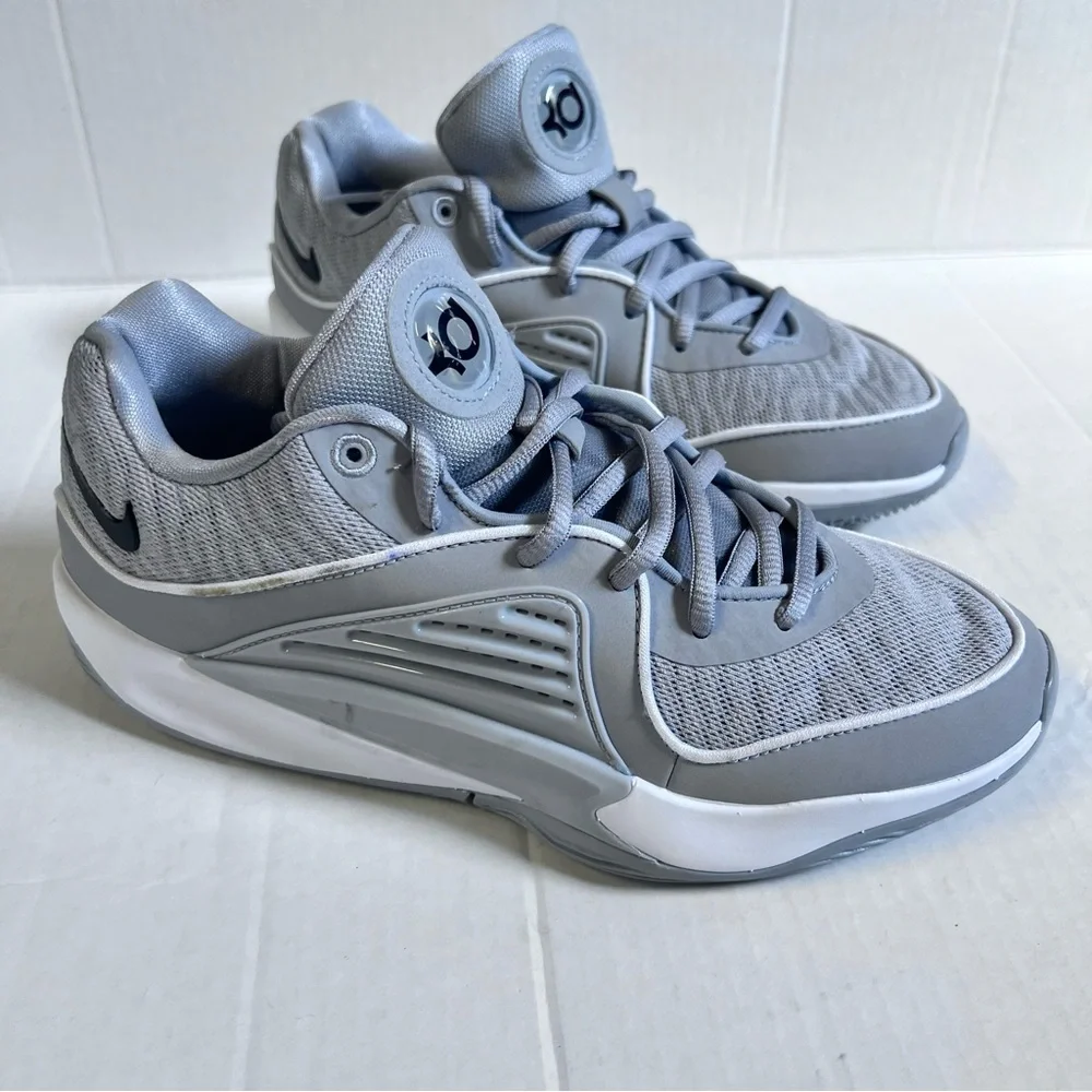 Nike Kevin Duran basketball shoes size‎ 6.5